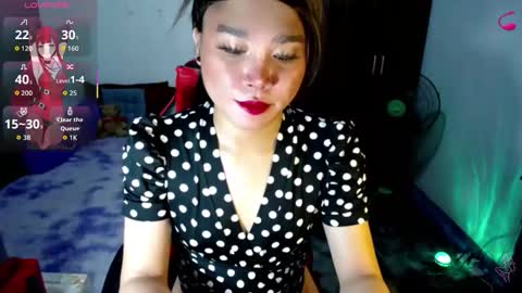 Snapshot of urasiansweet_cummer chatting on 04/13/26, 05:13 KENDRA online show from 04/13/26, 05:13