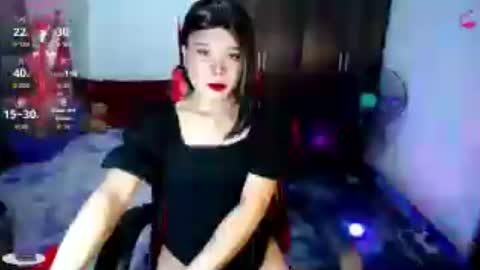 Snapshot of urasiansweet_cummer chatting on 07/13/26, 01:41 KENDRA online show from 07/13/26, 01:41