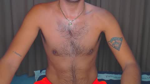 Snapshot of urasianversahunkxx chatting on 09/14/25, 10:42 johnzen online show from 09/14/25, 10:42