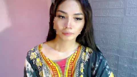 Clara online show from 01/30/25, 05:09