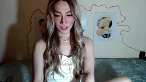 QUEEN ANGEL online show from 02/28/26, 10:05