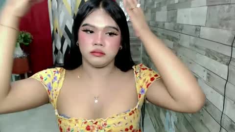 Snapshot of urbabysofia0305 chatting on 12/26/24, 07:49 Sofia online show from 12/26/24, 07:49