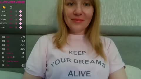 Snapshot of urbadkitty chatting on 12/02/24, 07:25 urbadkitty online show from 12/02/24, 07:25