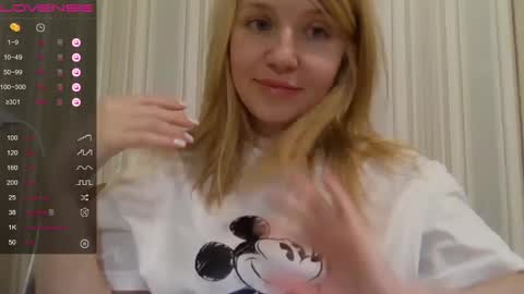 Snapshot of urbadkitty chatting on 03/01/25, 12:56 urbadkitty online show from 03/01/25, 12:56