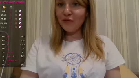 Snapshot of urbadkitty chatting on 03/06/25, 04:49 urbadkitty online show from 03/06/25, 04:49