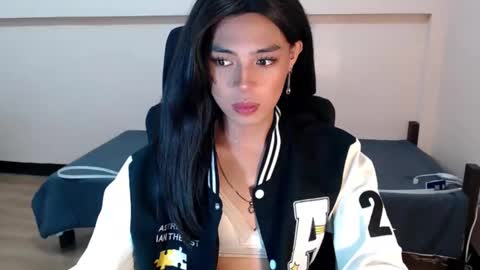 Snapshot of urbeautifulalexa chatting on 04/18/26, 06:17 Miss alexa online show from 04/18/26, 06:17