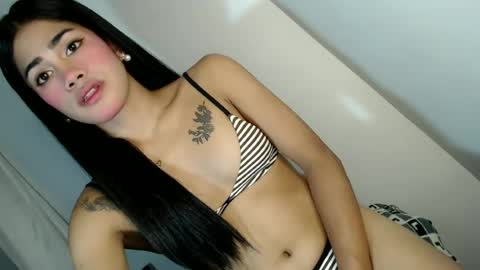 Snapshot of urbitch_haley69xx chatting on 07/06/26, 05:04 Haley Mhate online show from 07/06/26, 05:04