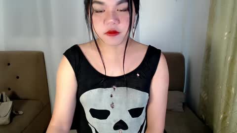 Snapshot of urbitchfantasexx_miles25 chatting on 12/21/24, 03:53 Miles online show from 12/21/24, 03:53