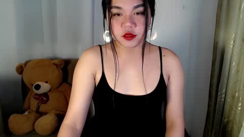 Snapshot of urbitchfantasexx_miles25 chatting on 12/25/24, 12:58 Miles online show from 12/25/24, 12:58