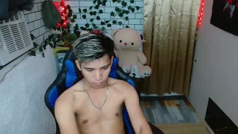 ASIANBBYBOY online show from 11/21/25, 04:27