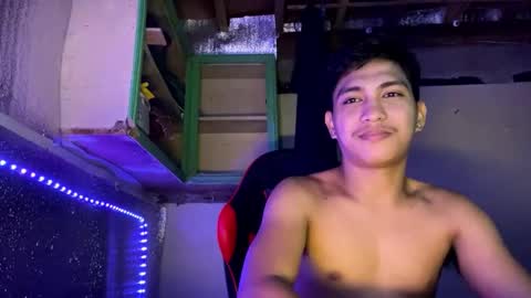 Snapshot of urcuteguy_jhonx chatting on 10/03/25, 03:09 Dannie online show from 10/03/25, 03:09