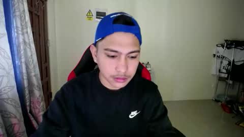 Snapshot of urcuteguy_jhonx chatting on 12/03/25, 05:15 Dannie online show from 12/03/25, 05:15