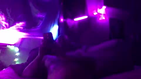 Snapshot of urdaddy875867 chatting on 11/03/25, 12:35 urdaddy875867 online show from 11/03/25, 12:35