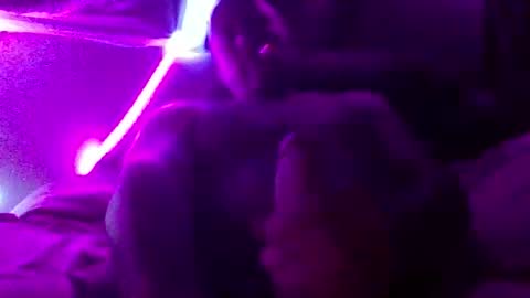 Snapshot of urdaddy875867 chatting on 11/05/25, 05:51 urdaddy875867 online show from 11/05/25, 05:51