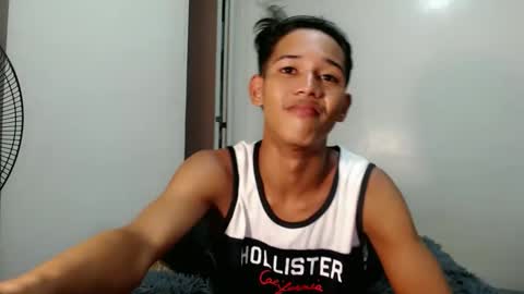 urdreamboy_clarin online show from 06/08/26, 05:13