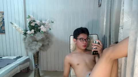 Snapshot of urdreamboy_doms chatting on 04/22/26, 05:58 urdreamboy_doms online show from 04/22/26, 05:58