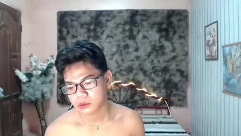 Snapshot of urdreamboy_doms chatting on 07/19/26, 02:15 urdreamboy_doms online show from 07/19/26, 02:15