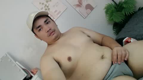 Snapshot of ure_fattytoy143 chatting on 05/31/26, 06:10 ure_fattytoy143 online show from 05/31/26, 06:10