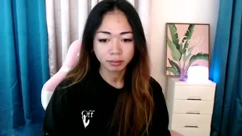 ayumi reacher online show from 02/11/25, 05:40