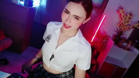 Snapshot of urfave_bbgirl chatting on 04/20/26, 11:35 urfave_bbgirl online show from 04/20/26, 11:35