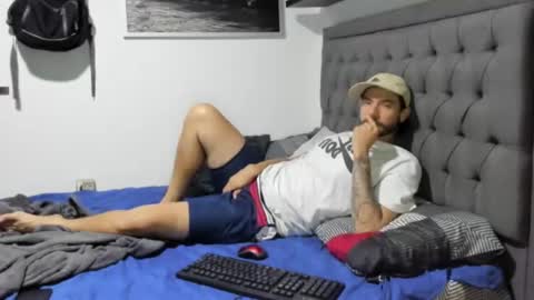 Andres  Jordi online show from 10/15/25, 06:57