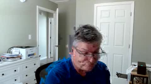 Gregor online show from 04/18/26, 05:39