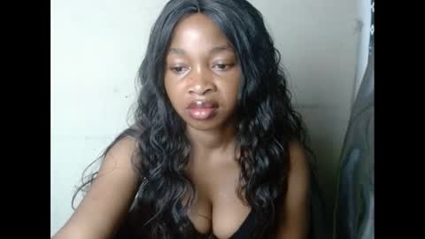 Snapshot of urflirtydoll chatting on 02/18/25, 11:19 urflirtydoll online show from 02/18/25, 11:19