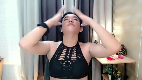 Snapshot of urfuck_slut_toy chatting on 09/19/25, 03:52 SLUT MAXINE online show from 09/19/25, 03:52