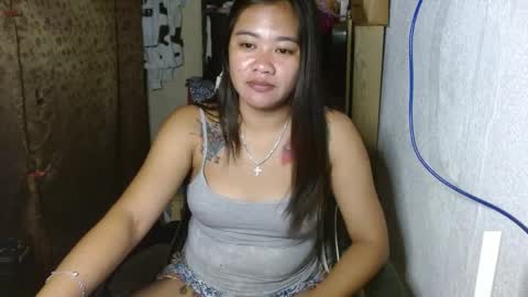 Snapshot of urfynestasian chatting on 11/04/25, 12:59 urfynestasian online show from 11/04/25, 12:59