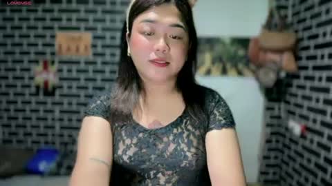 Snapshot of urgirl_dimple chatting on 06/17/26, 04:19 Dimple online show from 06/17/26, 04:19