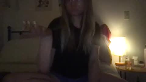 urgirlfornow online show from 03/25/26, 09:37