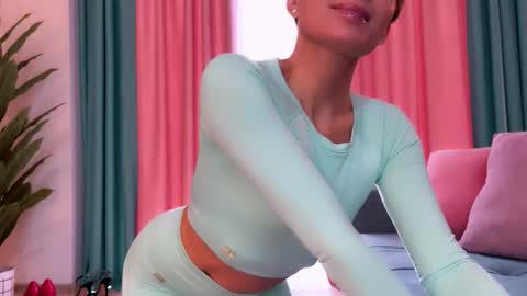 Jenny online show from 10/18/25, 12:06