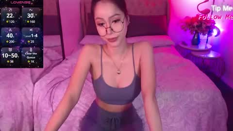 Snapshot of urgoddessofsex chatting on 02/08/25, 05:40 angela online show from 02/08/25, 05:40