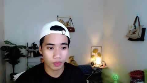 Snapshot of urguy_habibi chatting on 01/07/26, 09:45 Bib online show from 01/07/26, 09:45