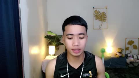 Snapshot of urguy_habibi chatting on 01/13/26, 09:03 Bib online show from 01/13/26, 09:03