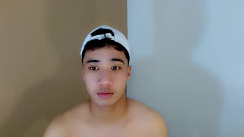 Snapshot of urguy_habibi chatting on 03/27/26, 08:48 Bib online show from 03/27/26, 08:48