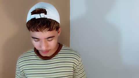 Snapshot of urguy_habibi chatting on 04/04/26, 06:38 Bib online show from 04/04/26, 06:38