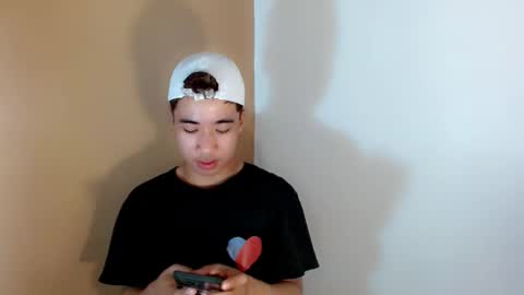 Snapshot of urguy_habibi chatting on 04/07/26, 06:14 Bib online show from 04/07/26, 06:14