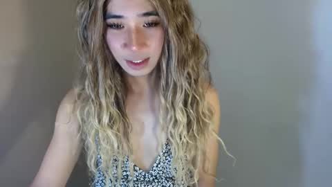 Snapshot of urguy_habibi chatting on 04/20/26, 05:54 Bib online show from 04/20/26, 05:54