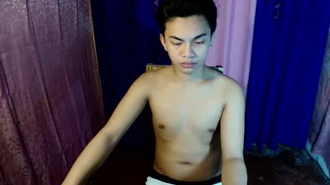 Snapshot of urguy_marco chatting on 12/21/25, 04:36 urguy_marco online show from 12/21/25, 04:36
