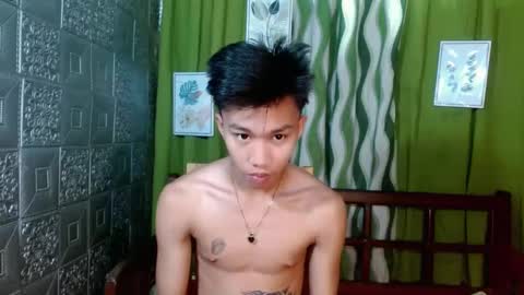 Snapshot of urguy_xian chatting on 12/03/24, 02:47 xian online show from 12/03/24, 02:47