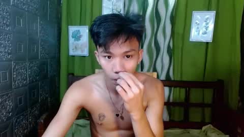 Snapshot of urguy_xian chatting on 12/03/24, 05:53 xian online show from 12/03/24, 05:53