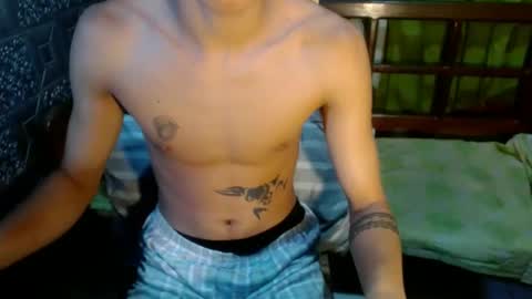 Snapshot of urguy_xian chatting on 01/21/25, 04:10 xian online show from 01/21/25, 04:10