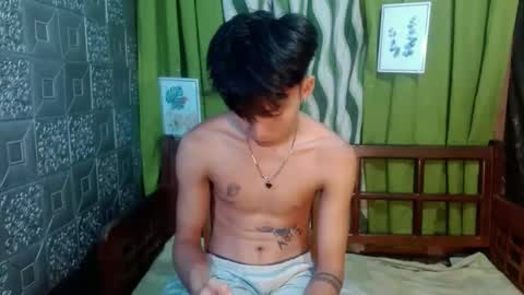 Snapshot of urguy_xian chatting on 01/28/25, 03:04 xian online show from 01/28/25, 03:04