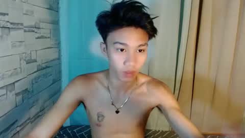 Snapshot of urguy_xian chatting on 02/05/25, 12:53 xian online show from 02/05/25, 12:53