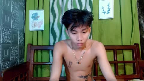 Snapshot of urguy_xian chatting on 02/10/25, 05:36 xian online show from 02/10/25, 05:36