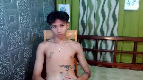 Snapshot of urguy_xian chatting on 02/11/25, 07:23 xian online show from 02/11/25, 07:23