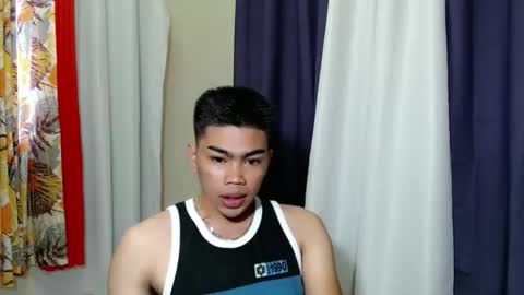 Snapshot of urhairy_manial chatting on 02/02/26, 11:25 urhairy_manial online show from 02/02/26, 11:25