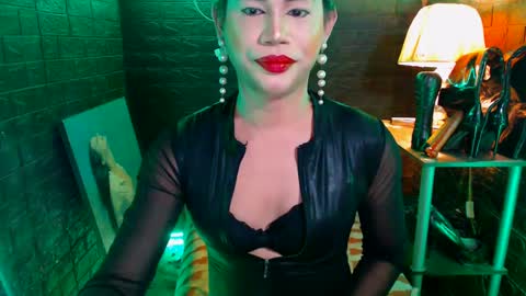 queen norelle online show from 01/18/25, 09:55