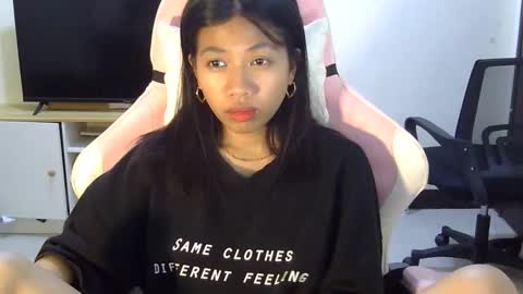 Snapshot of urhayumi_slut chatting on 10/29/25, 03:03 urhayumi_slut online show from 10/29/25, 03:03